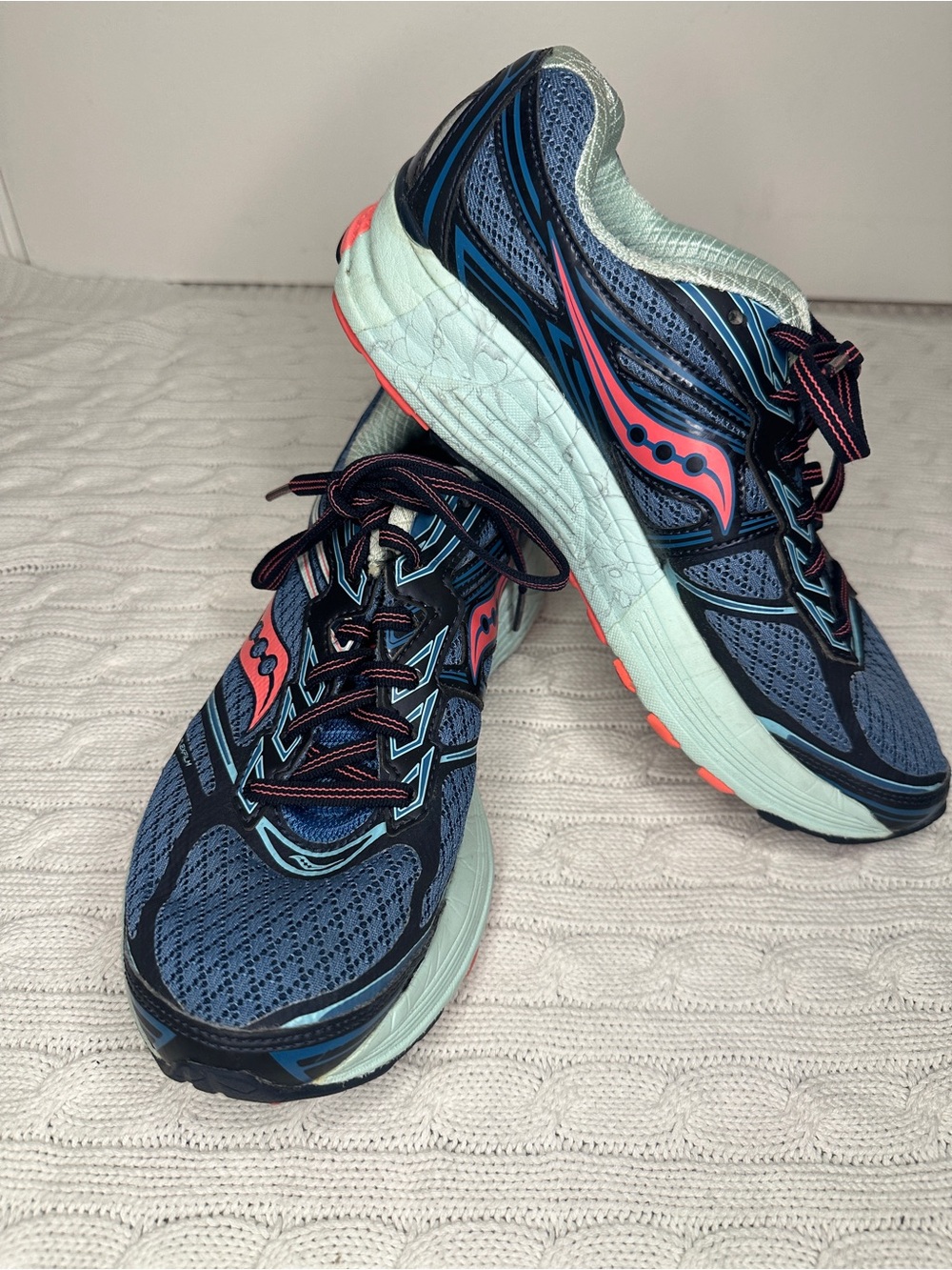 Saucony Women's Navy and Coral Athletic Running Shoes
